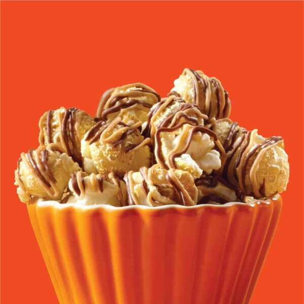 Reese's Popcorn, 5.25oz Grocery Sized Bag, Popcorn Drizzled in Reese's Peanut Butter and Chocolate, Ready to Eat, Savory Snack, Sweet and Salty Snacks - Image 4